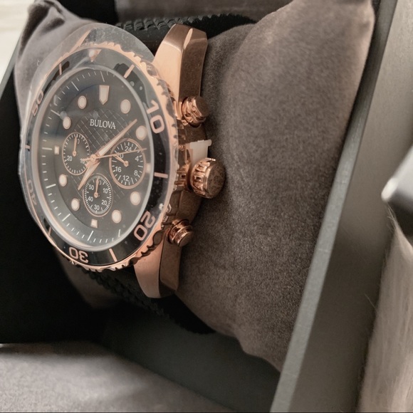 BULOVA Sport Chronograph Black Dial Black Rubber - Picture 4 of 7